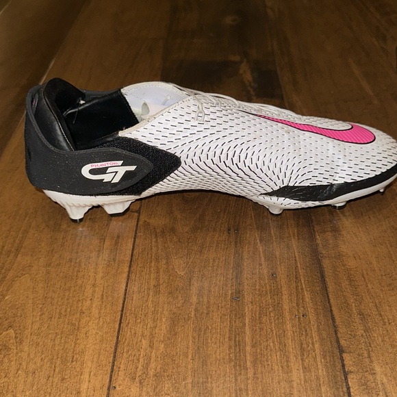 Nike Phantom GT Academy FlyEase MG White Pink Blast, barely Used, Size 9.5 - Picture 4 of 6